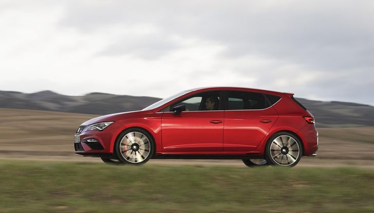 Seat Leon Cupra 2017: la nostra prova in pista - Foto 10 di 28