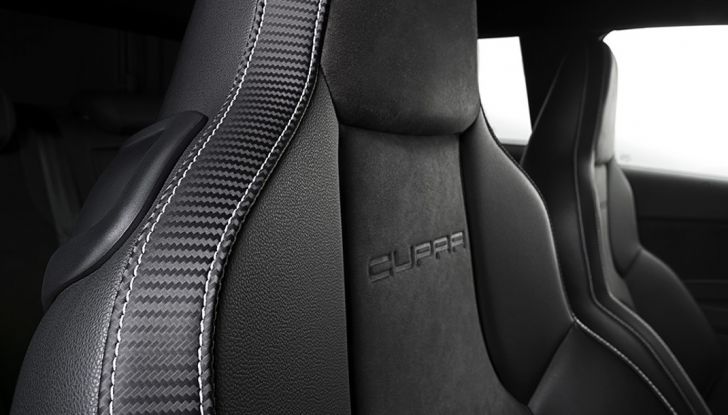 Seat Leon Cupra 2017: la nostra prova in pista - Foto 19 di 28