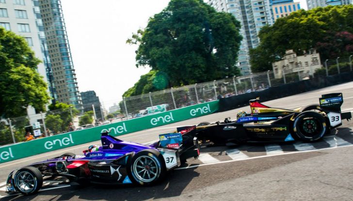 Formula E Buenos Aires, Gara: López risale la griglia fino alla zona punti - Foto 5 di 5