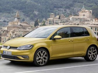 Volkswagen Golf restyling 2017 motorizzazioni, allestimenti e listino prezzi