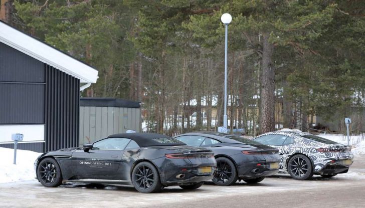 Aston Martin DB11 Volante 2018: le prime foto spia - Foto 13 di 24