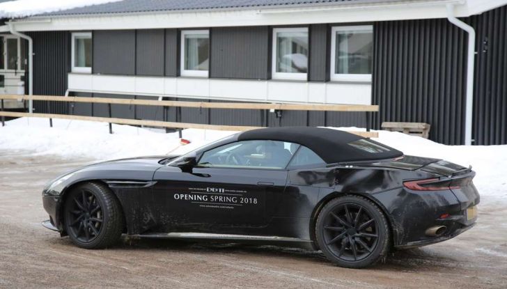 Aston Martin DB11 Volante 2018: le prime foto spia - Foto 10 di 24