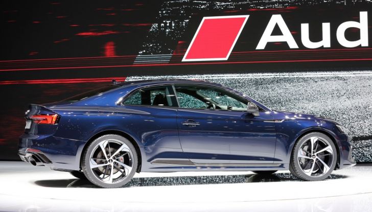 Audi RS5 Coupé: tagliata col bisturi - Foto 10 di 30