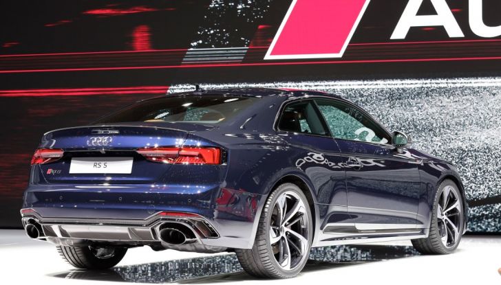 Audi RS5 Coupé: tagliata col bisturi - Foto 12 di 30