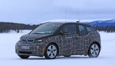 BMW i3 Facelift 2018, immagini spia e primi dettagli