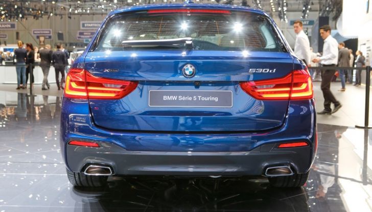 BMW Serie 5 Touring motorizzazioni, allestimenti e informazioni - Foto 21 di 25