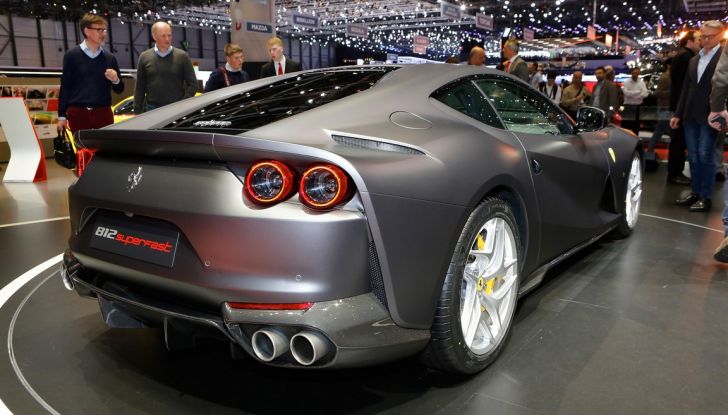 Ferrari 812 Superfast: la berlinetta V12 da 800CV - Foto 21 di 22