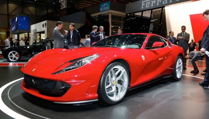 Ferrari 812 Superfast: la berlinetta V12 da 800CV - Foto 1 di 22