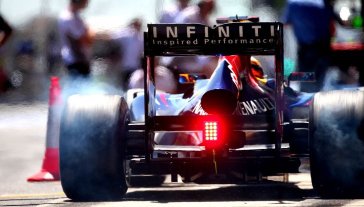 Infiniti offre un lavoro da sogno nel Team Renault Sport di Formula Uno - Foto 3 di 9