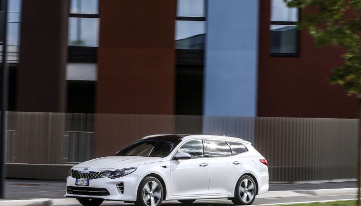 Kia Optima Sportswagon Plug-In Hybrid, evoluzione silenziosa - Foto 9 di 16