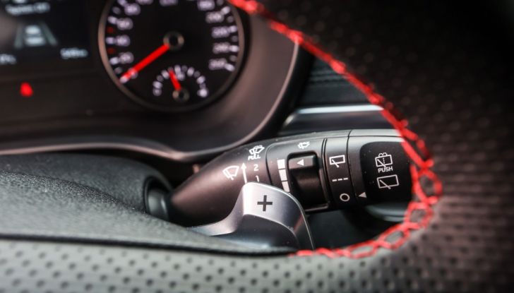 Kia Optima Sportswagon Plug-In Hybrid, evoluzione silenziosa - Foto 12 di 16