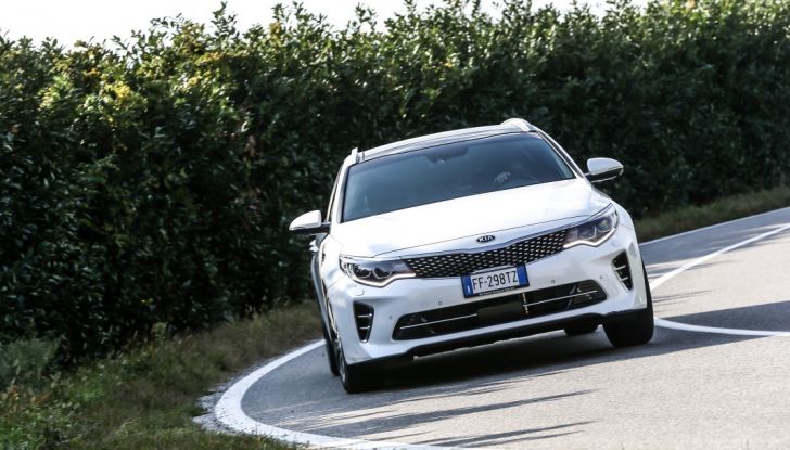 Kia Optima Sportswagon Plug-In Hybrid, evoluzione silenziosa - Foto 14 di 16