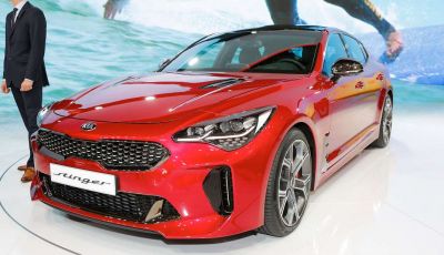 Kia Stinger, la berlina sportiva a trazione posteriore