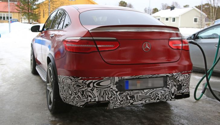Nuova Mercedes AMG GLC63 2017, le prime foto dei test - Foto 18 di 18