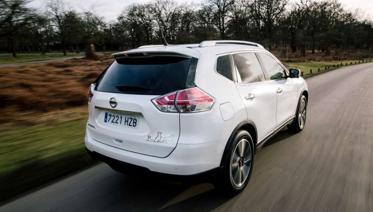 Nissan X-Trail Trainer con kit dedicato ai cani - Foto 9 di 9