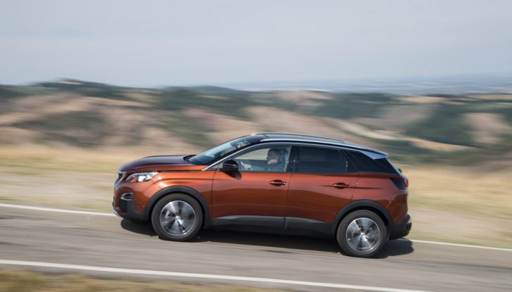 Peugeot 3008: tutti gli allestimenti, i motori ed i prezzi - Foto 7 di 29