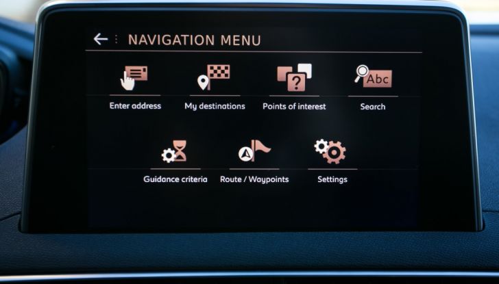 Peugeot 3008: tutti gli allestimenti, i motori ed i prezzi - Foto 12 di 29