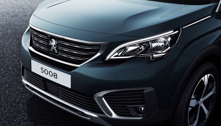 Peugeot 5008, la nostra prova: Il SUV per la famiglia - Foto 10 di 15