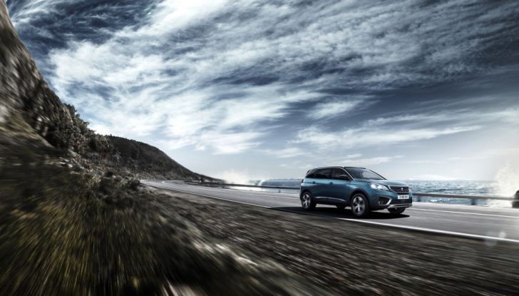 Peugeot 5008, la nostra prova: Il SUV per la famiglia - Foto 5 di 15