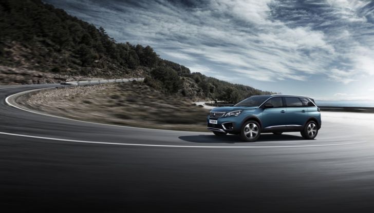 Peugeot 5008, la nostra prova: Il SUV per la famiglia - Foto 7 di 15