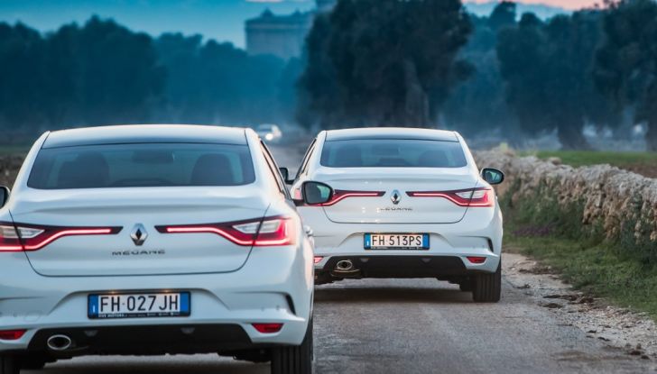 Nuova Renault Mégane Grand Coupé 2017: la quattro porte sportiva - Foto 23 di 35