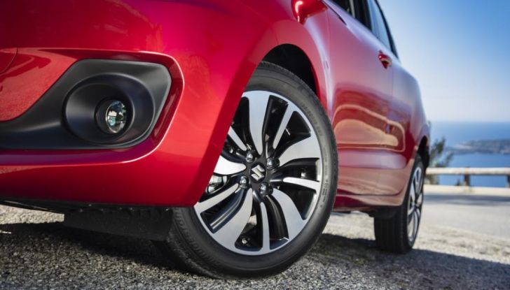 Nuova Suzuki Swift 2017, arriva l’ibrido: la nostra prova su strada - Foto 2 di 22