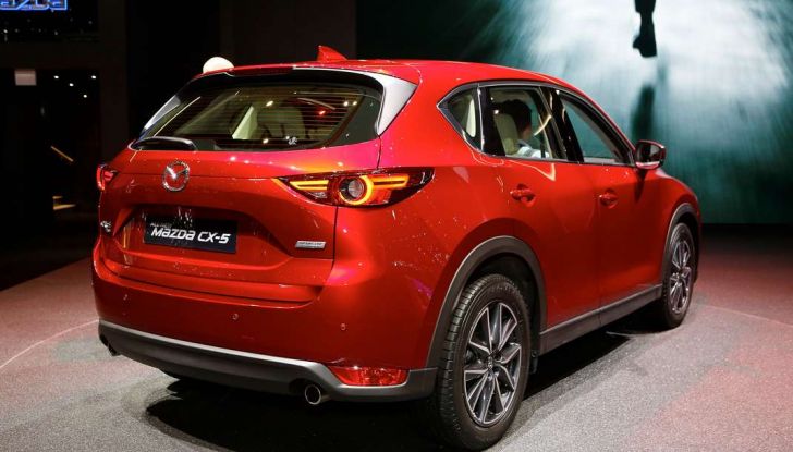Mazda CX-5 2017: il nuovo SUV coupé in stile Kodo - Foto 14 di 19