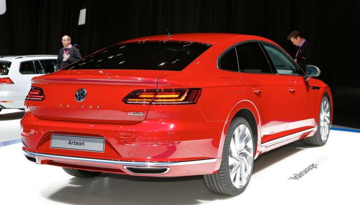 Volkswagen Arteon, la fastback che arriva da Wolfsburg - Foto 34 di 37