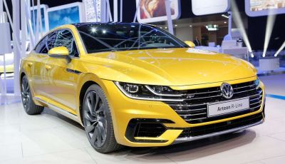 Volkswagen Arteon, la fastback che arriva da Wolfsburg