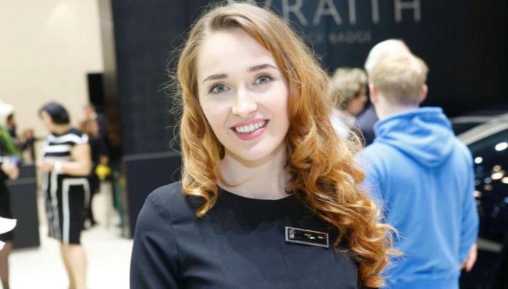 Salone di Ginevra 2017: le ragazze più belle in una gallery - Foto 15 di 21