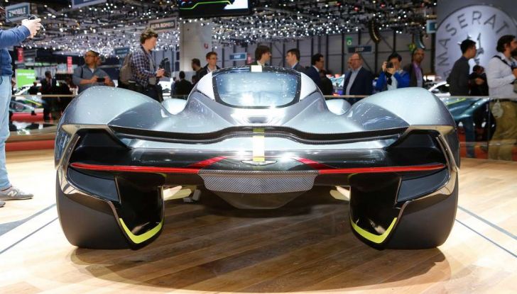 Aston Martin Valkyrie - Foto 9 di 12