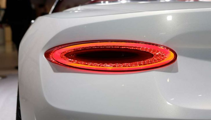 Bentley EXP 12 Speed 6e Concept - Foto 11 di 18