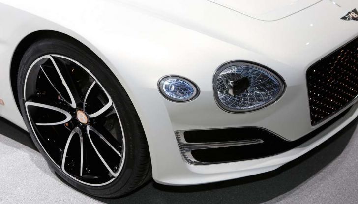 Bentley EXP 12 Speed 6e Concept - Foto 17 di 18