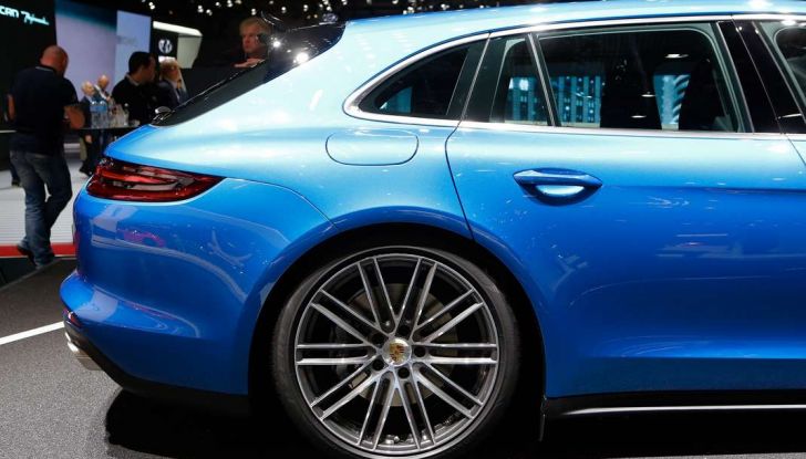 Porsche Panamera Sport Turismo, velocità d’elite - Foto 8 di 9