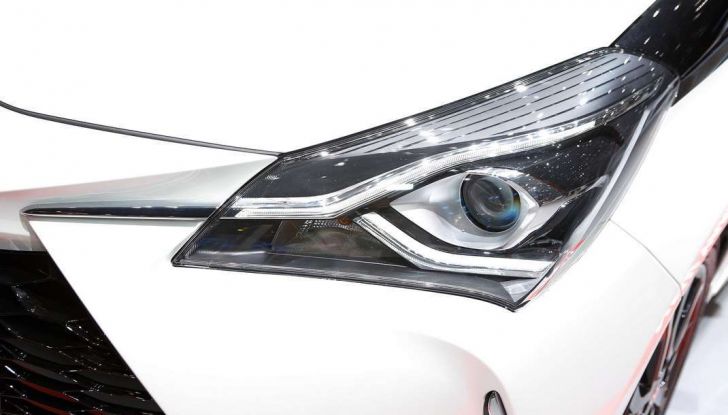 Toyota Yaris restyling 2017 - Foto 12 di 28