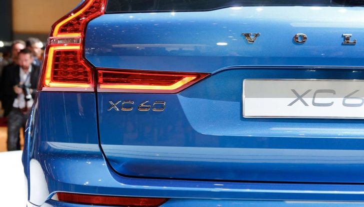 Nuova Volvo XC60 2017: Il martello di Thor - Foto 17 di 22