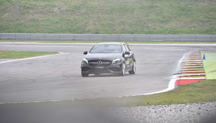 Yokohama 100th Anniversary: prova in pista di 3 nuovi pneumatici - Foto 59 di 67