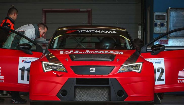 Seat Leon Cupra ST provata in pista a Franciacorta - Foto 41 di 57