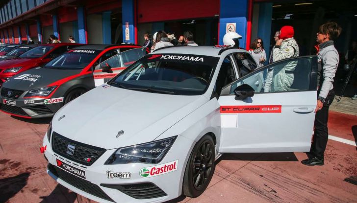 Seat Leon Cupra ST provata in pista a Franciacorta - Foto 36 di 57