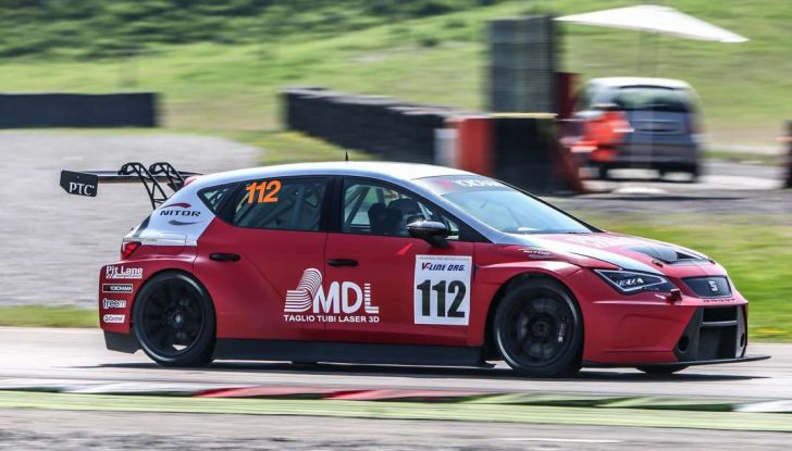 Seat Leon Cupra ST provata in pista a Franciacorta - Foto 29 di 57