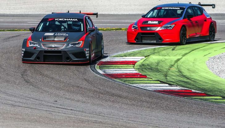 Seat Leon Cupra ST provata in pista a Franciacorta - Foto 10 di 57