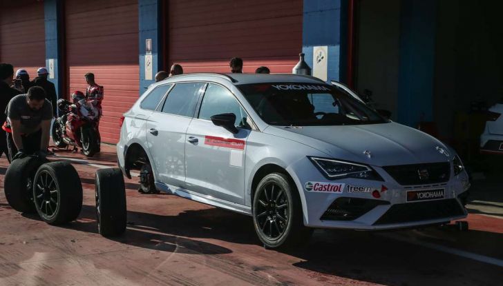Seat Leon Cupra ST provata in pista a Franciacorta - Foto 5 di 57