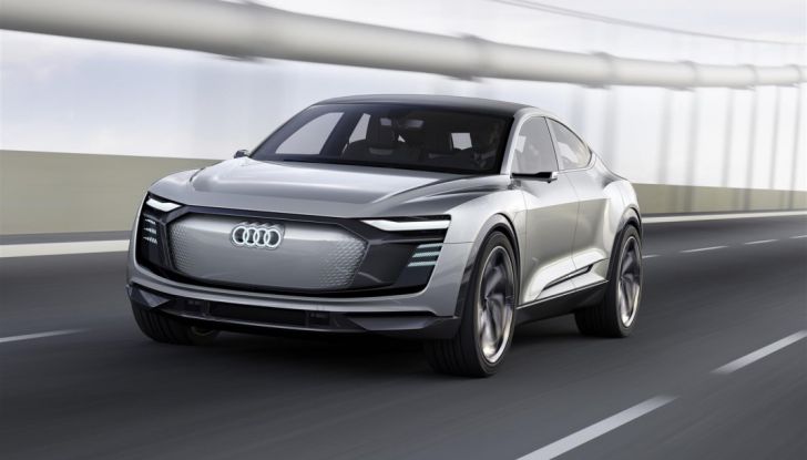 Audi e-tron Sportback 2019: 435CV di pura potenza elettrica - Foto 1 di 29