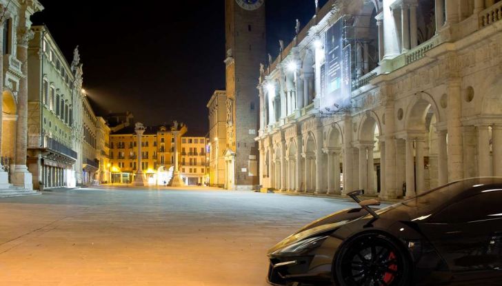 Calafiore C10, la supercar da 1.000 CV made in Italy - Foto 4 di 12