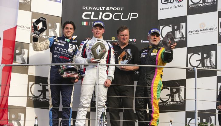 Renault Clio Cup 2018, dopo la vittoria 2017 Infomotori torna in pista alla Press League - Foto 17 di 32