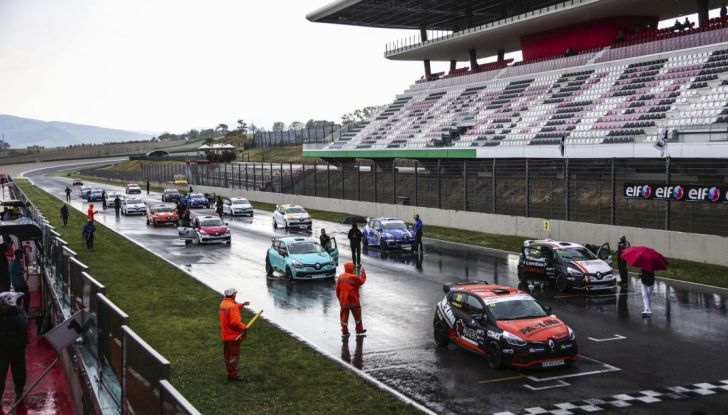 Renault Clio Cup 2018, dopo la vittoria 2017 Infomotori torna in pista alla Press League - Foto 25 di 32