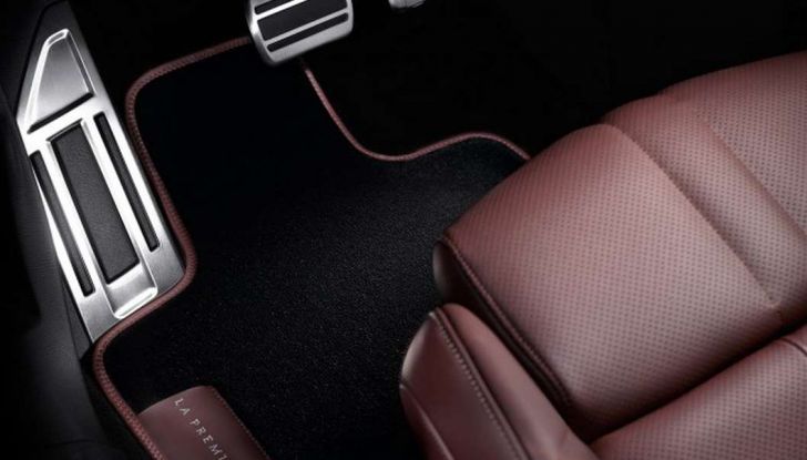 DS 7 Crossback “La Premiere”, consegnato il primo esemplare - Foto 10 di 10