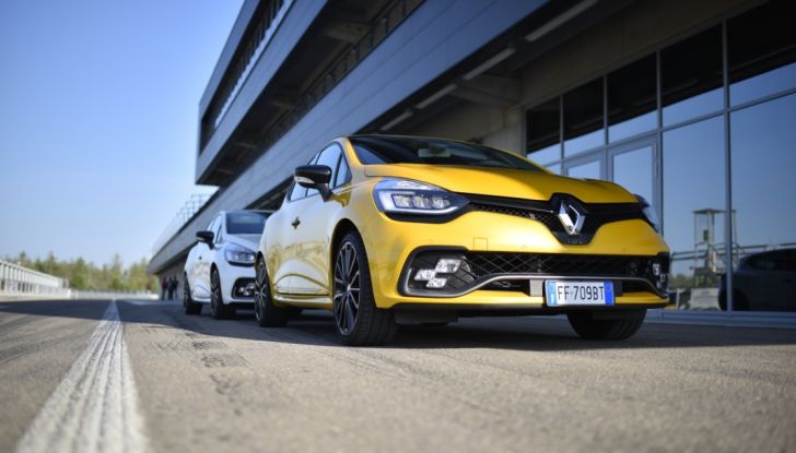 Test della gamma Renault Sport in pista a Modena - Foto 6 di 29