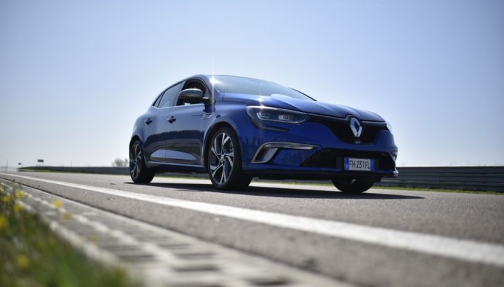 Test della gamma Renault Sport in pista a Modena - Foto 10 di 29