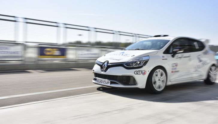 Test della gamma Renault Sport in pista a Modena - Foto 21 di 29